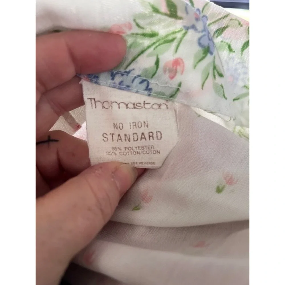 Vintage pillowcase with bows and‎ flowers, Thomaston